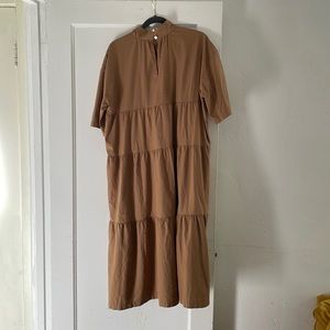 Everlane short sleeved tiered dress XL